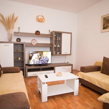 Stanici Beach Apartments 오미스 외부 사진