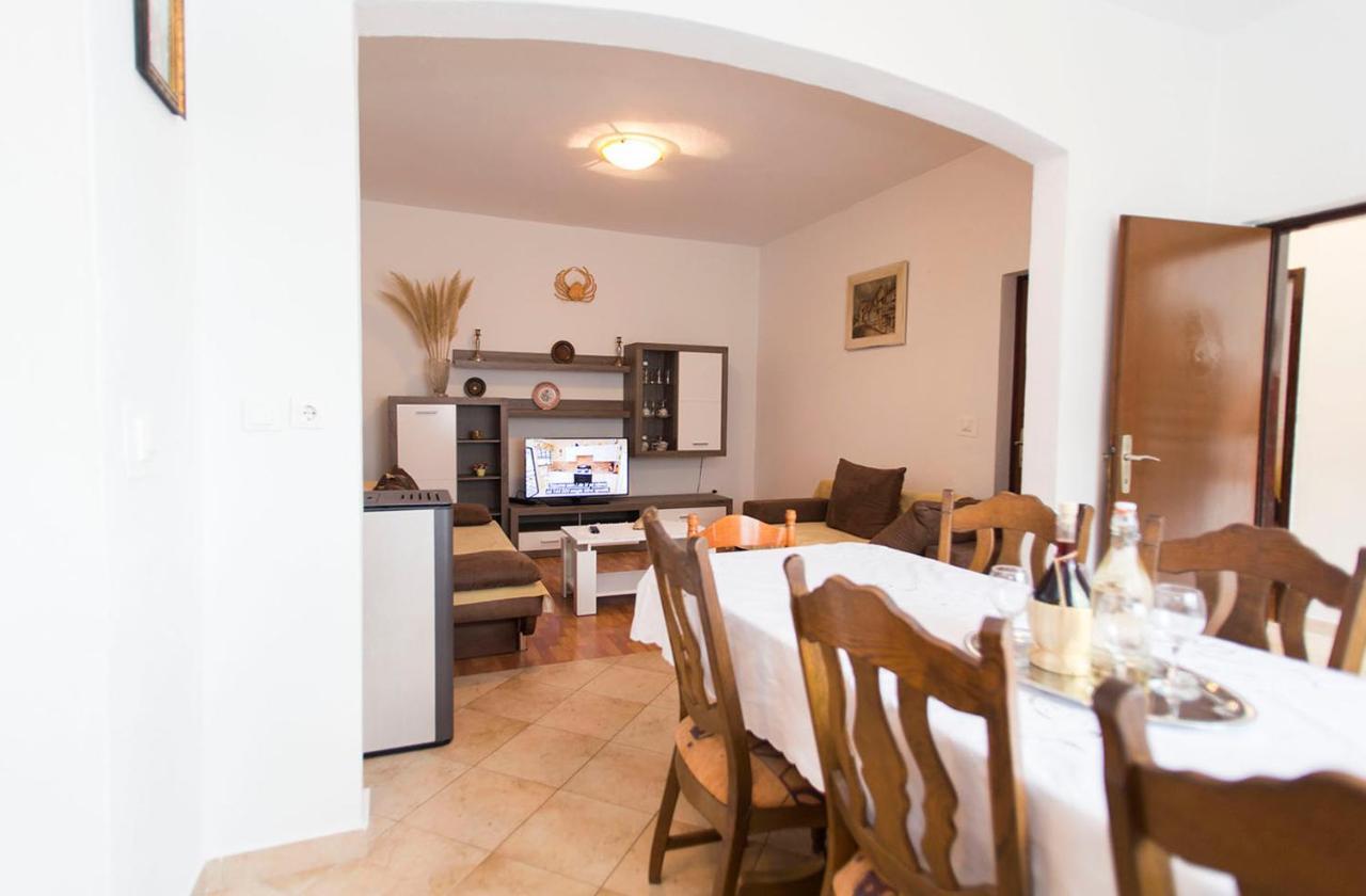 Stanici Beach Apartments 오미스 외부 사진